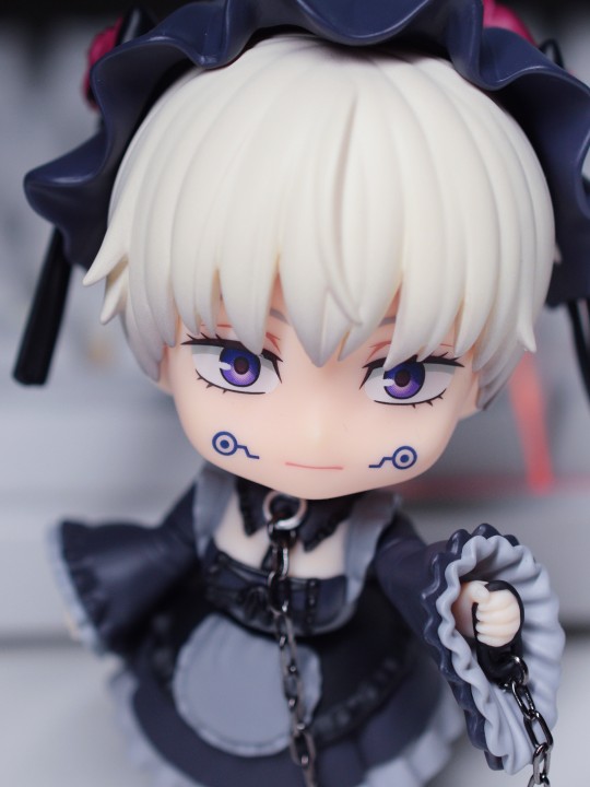 都是要穿裙子的