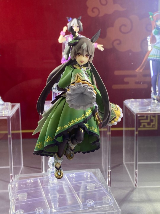 shf里见光钻 上海魂店实物展品