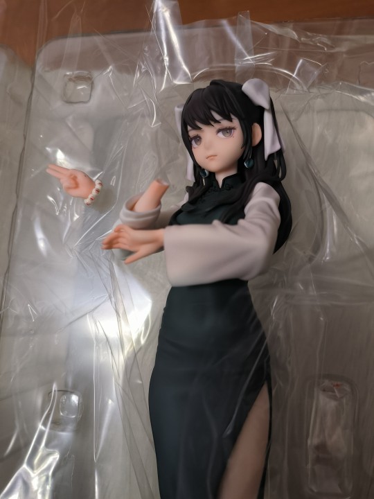 刚到的药指断手了，还蹭色了