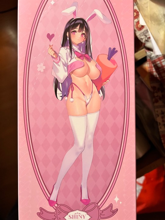 原画好看，和实物差距蛮大的，这次预定很失败☹️