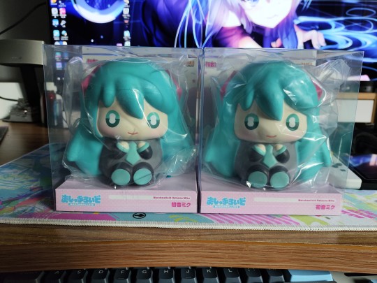 只有我买了个玩意吗23333，虽然锤初音是挺解压的，但还是不敢相信GSC竟然会出这种东西