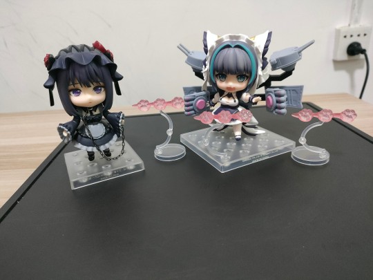 年前收到海梦和猫猫粘土人，开心