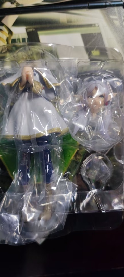 朋友去日本娃娃机抓到的