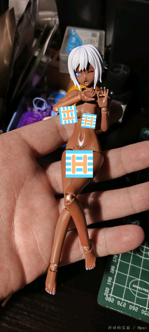 请勿一时不慎，讲可爱的机娘爆改成尼格