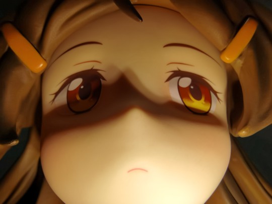 小嘴一撅，不开心🙁