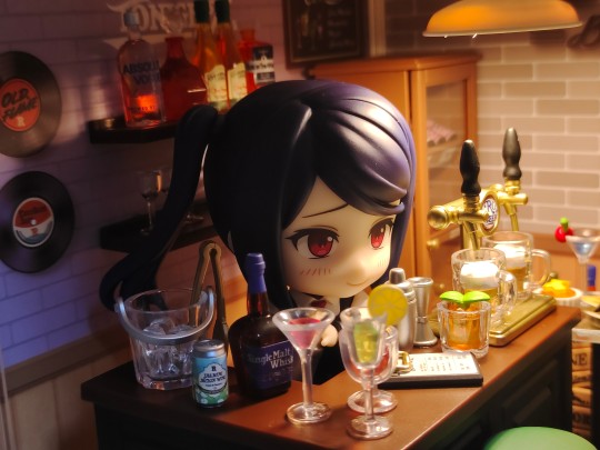 非常好酒吧，使我吉尔再就业