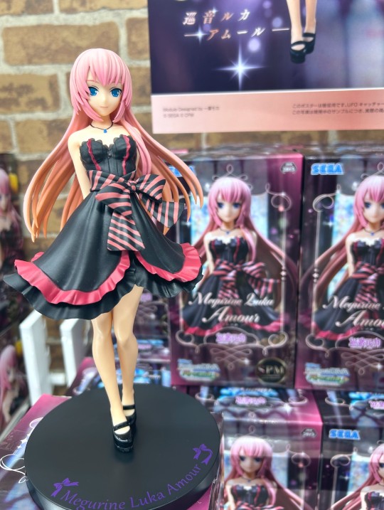 世嘉 超级景品 初音未来 歌姬计划街机版 未来之声 巡音流歌-爱意（AMOUR）再版 大货实拍返图搬运