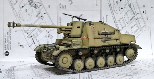 田宫老物 35060 sd.kfz.131 黄鼠狼2坦克歼击车