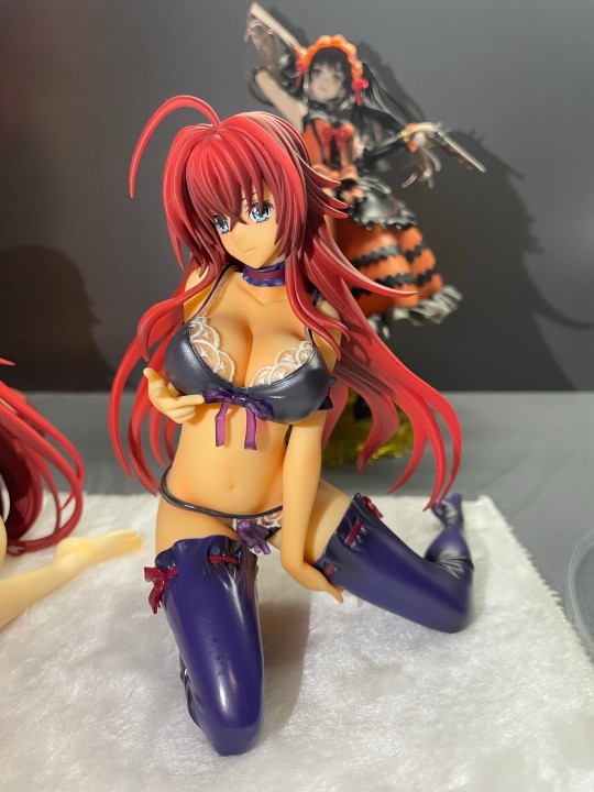 13年的老手办，莉雅丝