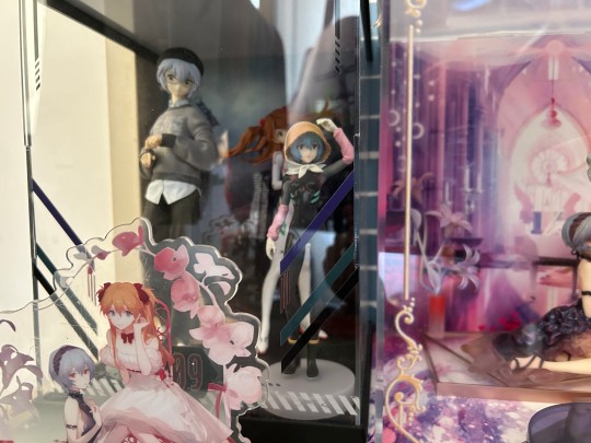 对比一下，尺寸很小