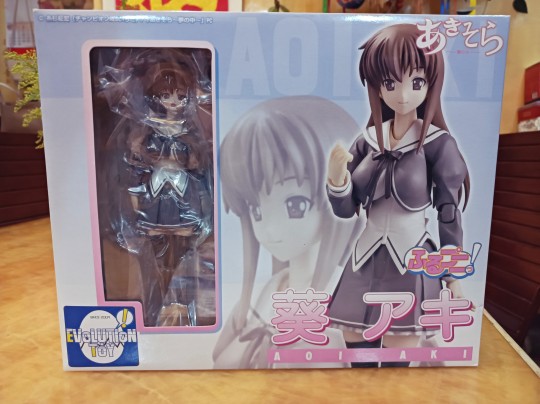 嘿嘿我有一盒秋姐，学生时期的女神啊！