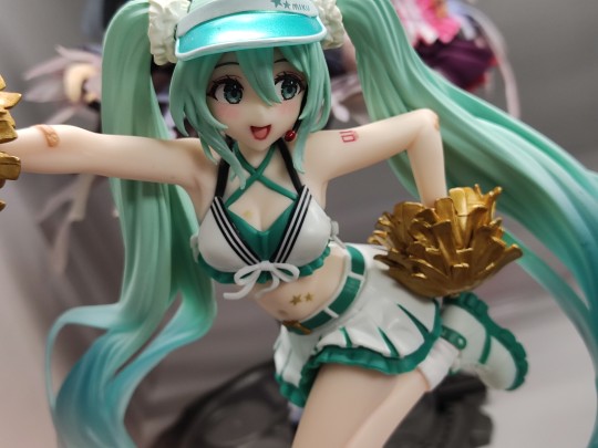 taito这只初音是这样的吗，还是我买到瑕疵品了