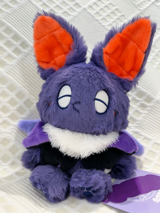 毛茸茸德拉小蝙蝠