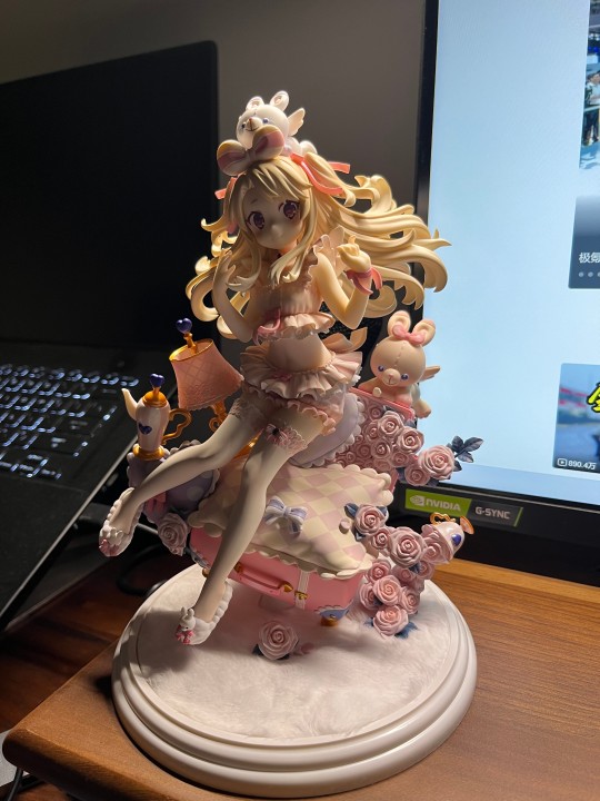 Claynel 轮转伊莉雅和小黑