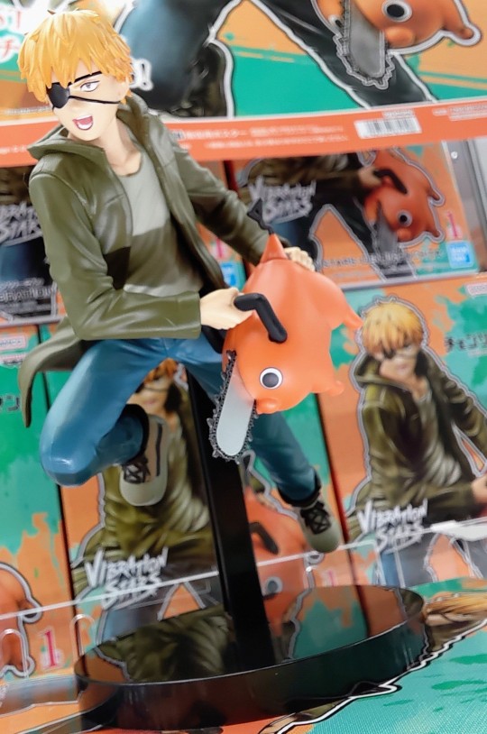 眼镜厂 名战景 链锯人 淀治与波奇塔 大货实拍返图搬运