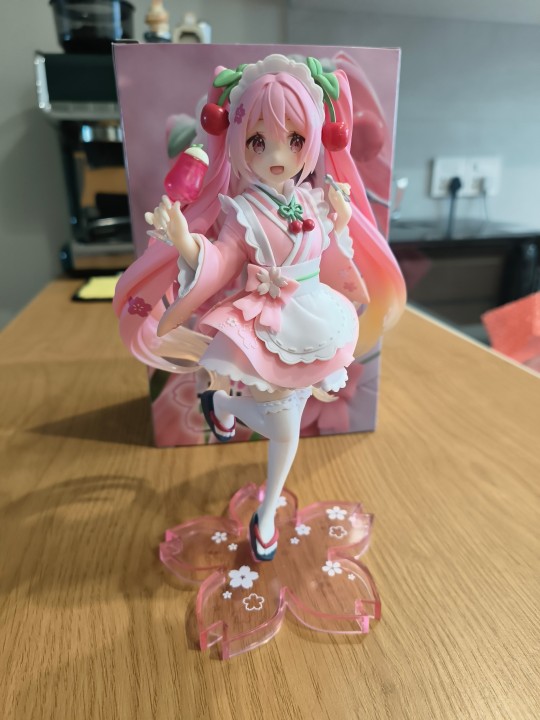 樱初音日式茶馆服务员