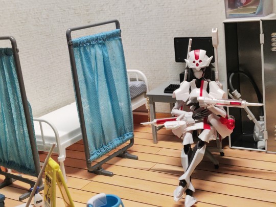 攥的保健室场景终于能给无限邂逅的小护士用上了