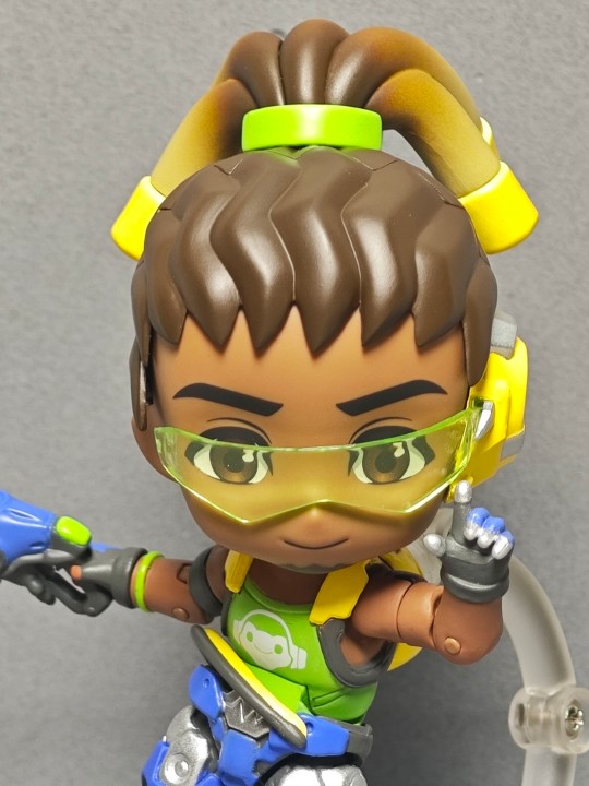 『哦，在这停顿！』