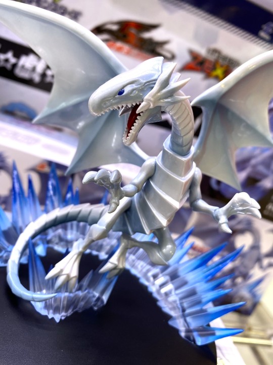 SK JAPAN 魂工艺 游戏王 怪兽之决斗 青眼白龙 大货实拍返图搬运