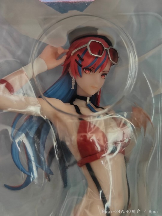 这个脸太抽象了