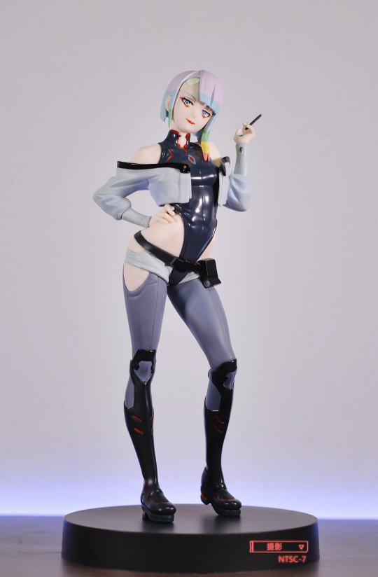 pop边缘行者 露西