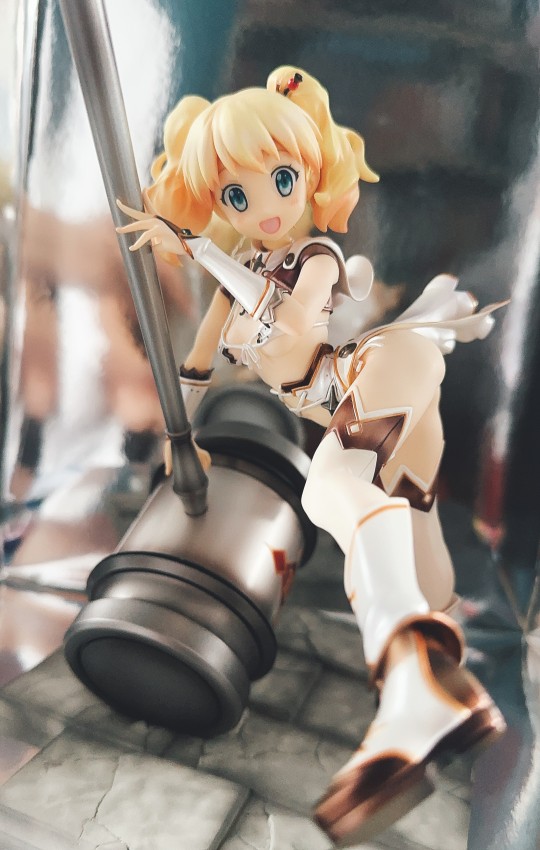 爱丽丝成为勇士啦