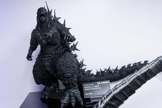 S.H.MonsterArts 哥斯拉（2023）黑白配色——SDCC展品图