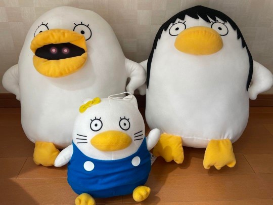 转载伊丽莎白大毛绒景品实物图