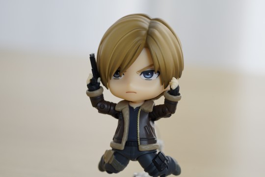 粘土人#2337 生化危机4：重制版 里昂·斯科特·肯尼迪拆箱记录