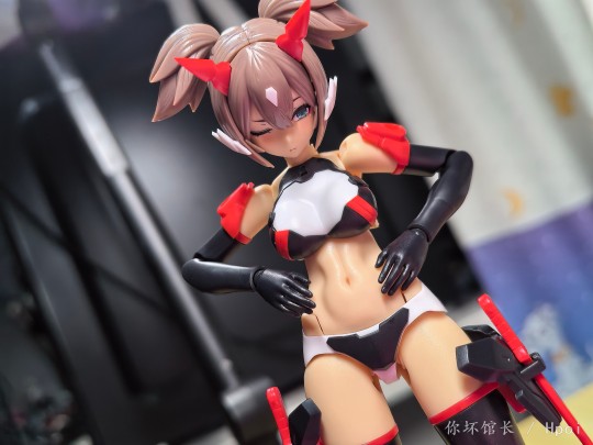 “呼……鞋子里出了好多汗啊……”