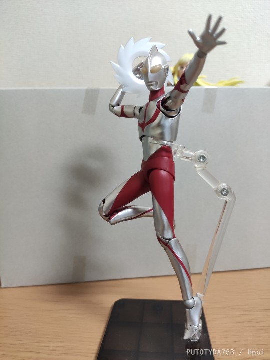 MAFEX 新奥特曼 DX