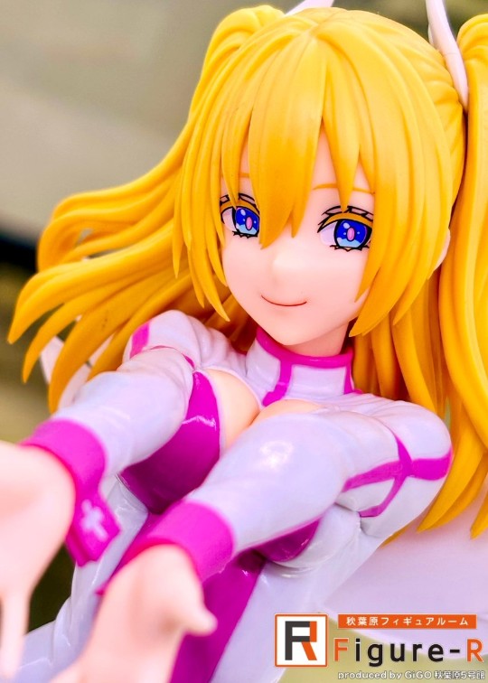 转载秋叶原眼镜厂2.5次元的诱惑彩模