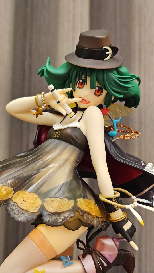 李兰花 超时空要塞F 恋离飞翼