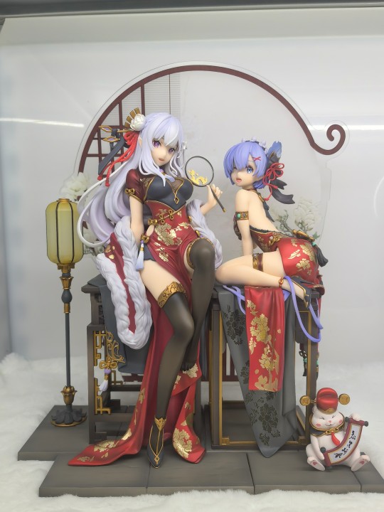 优雅美人【新春限定】雷姆&爱蜜莉雅