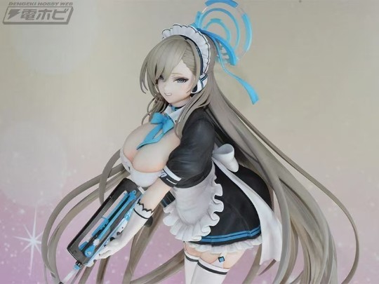 一之濑明日奈 megahouse