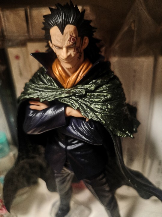 ONEPIECE 暴风雨所诞生的
——“反叛龙”革命军龙！