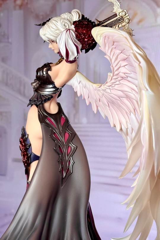 油腻的精灵师姐