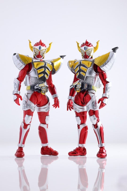 搬运 金属色巴隆