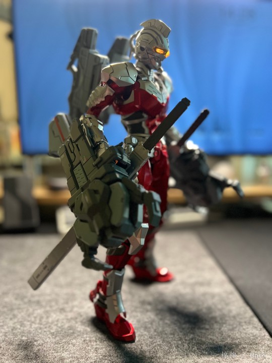 我妈妈问我，这是奥特曼不？