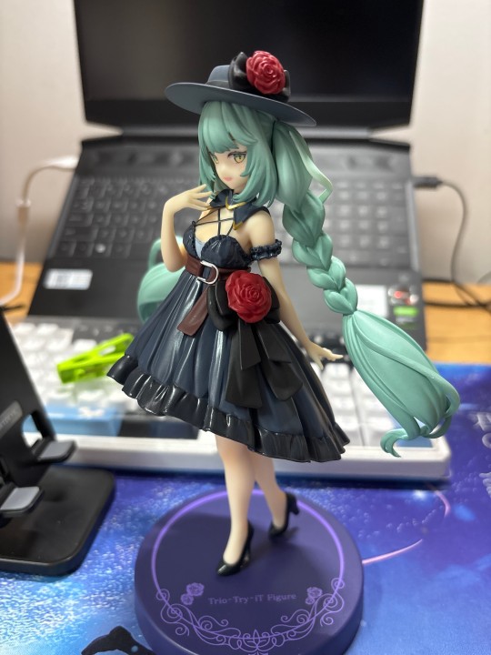 初音盛装出行返图