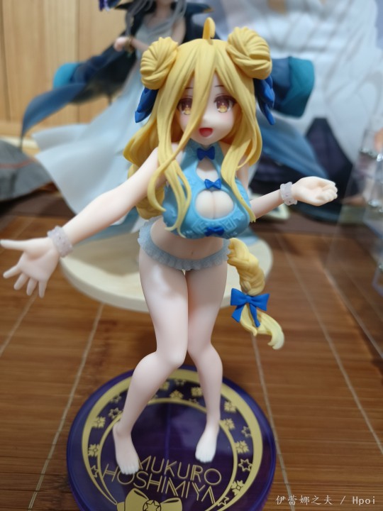 星宫六喰泳装  异色