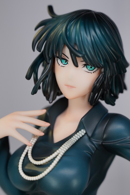 魔鬼身材，顶级衣服架子—地狱的吹雪