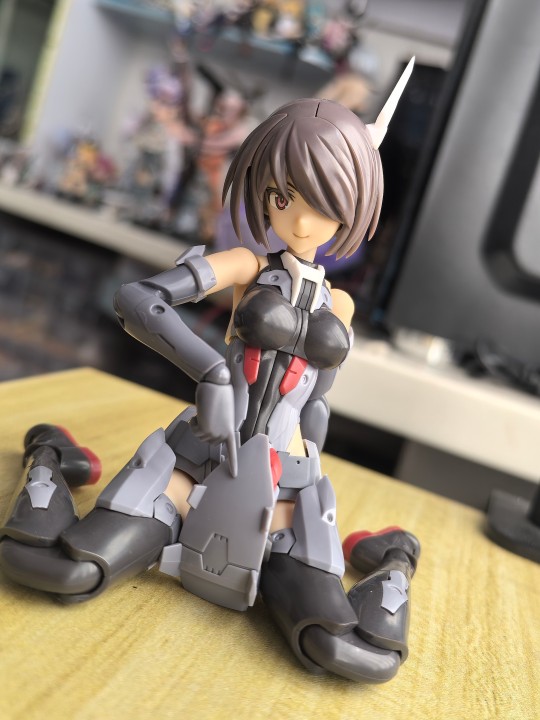 机甲少女 金刚-黑