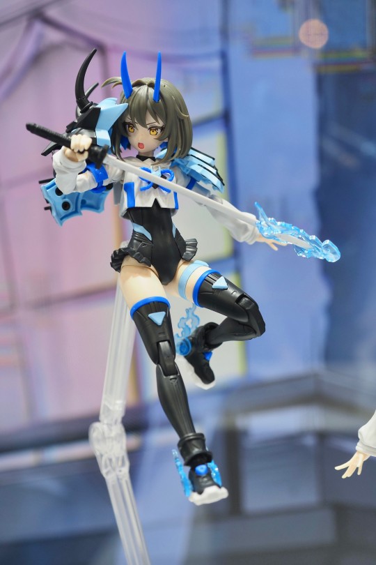 万代 30MS SIS-N00 苍丽[配色B] 展图搬运