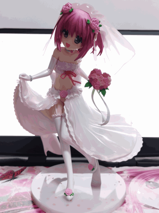 PLUM 萝球社 SS 凑智花 粉色婚纱 1/7