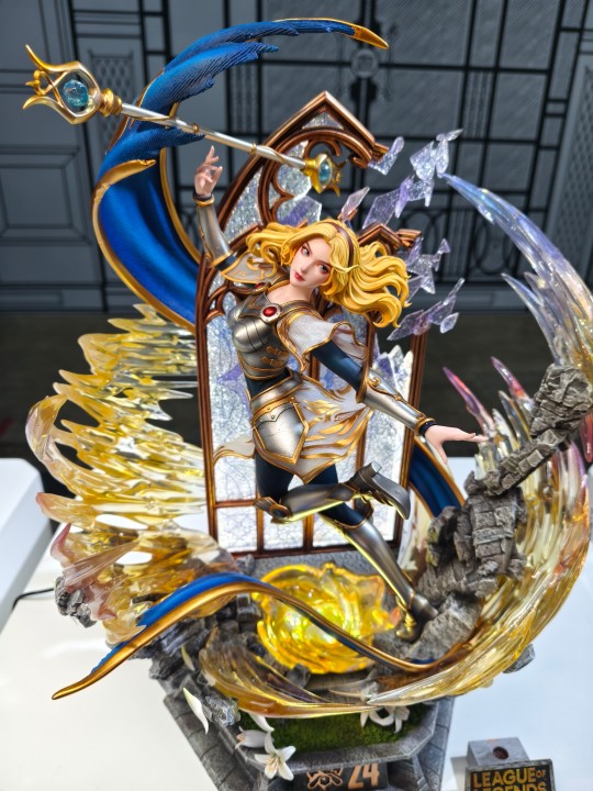 集美殿堂拉克丝