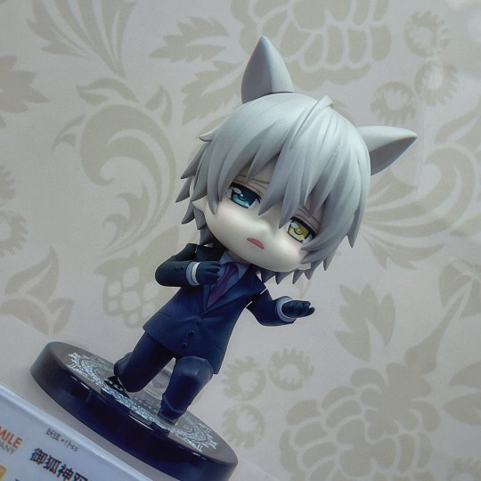 ( งᵒ̴̶̷᷅ᐜᵒ̴̶̷᷄)ڡ