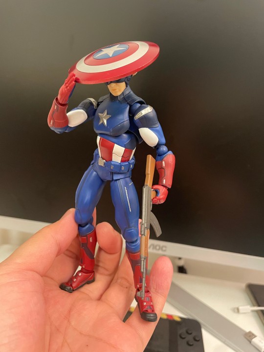 Figma 美国浪人（x） 美国队长（✓）