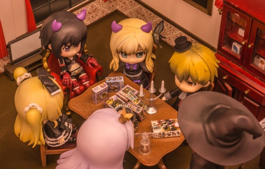 邻人部的万圣节派对