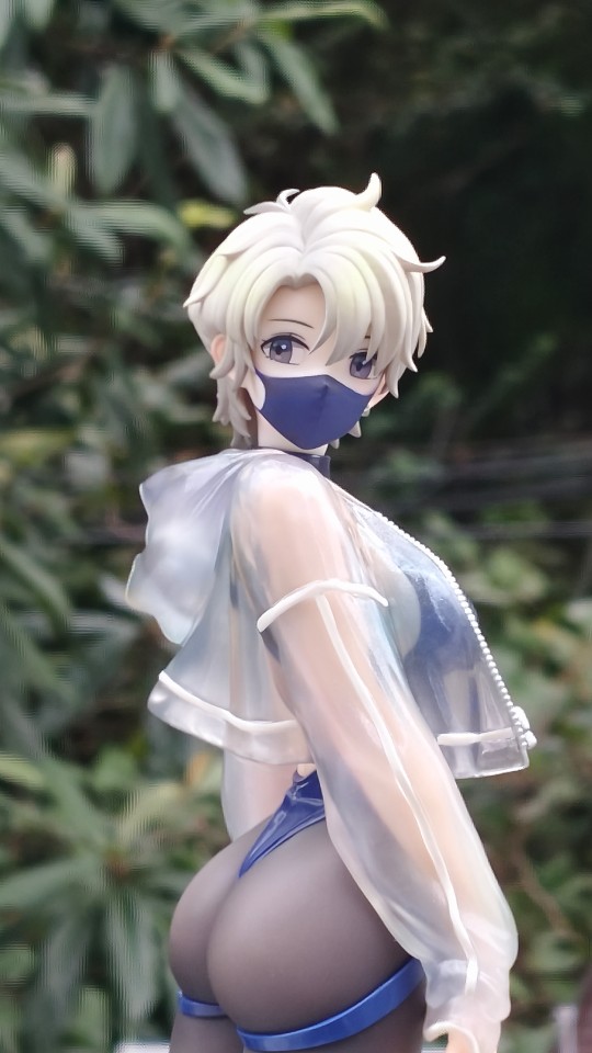 运动鞋×高开衩×口罩 SAGE 赛琪